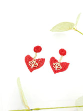 Load image into Gallery viewer, Lotus Flower Earrings