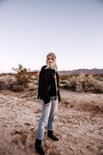 Load image into Gallery viewer, Devil in Disguise: Champagne - Headwrap