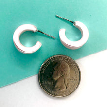 Load image into Gallery viewer, Light Pink Satin Pearl Tiny Boom Hoop Earrings