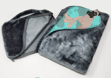 Load image into Gallery viewer, Fawn Pug Soft Travel Blanket with Bag