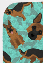 Load image into Gallery viewer, German Shepherd Quilted Blanket 50x60