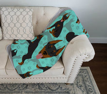 Load image into Gallery viewer, Doberman Pinscher Quilted Blanket 50x60