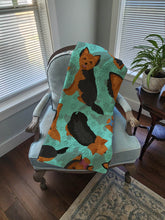 Load image into Gallery viewer, Black and Tan Yorkie Quilted Blanket 50x60