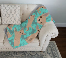 Load image into Gallery viewer, Chihuahua Quilted Blanket 50x60
