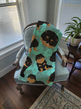 Load image into Gallery viewer, Black and Tan Pomeranian Quilted Blanket 50x60