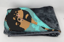 Load image into Gallery viewer, Black and Tan Pomeranian Soft Travel Blanket with Bag