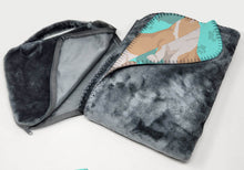 Load image into Gallery viewer, Fawn Cardigan Corgi Soft Travel Blanket with Bag