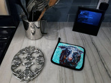 Load image into Gallery viewer, Moo Cow Pot Holders - Set of 2 Decorative Kitchen Helpers | Made in the USA MW1340PTHD