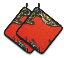 Load image into Gallery viewer, Scared Crow Pot Holders - Set of 2 Decorative Kitchen Helpers | Made in the USA MW1348PTHD