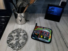 Load image into Gallery viewer, Streetcar St. Charles #2 Pot Holders - Set of 2 Decorative Kitchen Helpers | Made in the USA MW1351PTHD