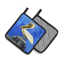 Load image into Gallery viewer, Pelican Texas Pete Pot Holders - Set of 2 Decorative Kitchen Helpers | Made in the USA MW1352PTHD