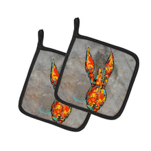 Load image into Gallery viewer, Crawfish From Arabi Pot Holders - Set of 2 Decorative Kitchen Helpers | Made in the USA