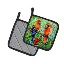 Load image into Gallery viewer, Fred and Freda Parrots Pot Holders - Set of 2 Decorative Kitchen Helpers | Made in the USA