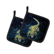 Load image into Gallery viewer, Gator Down Alligator Pot Holders - Set of 2 Decorative Kitchen Helpers | Made in the USA