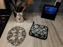 Load image into Gallery viewer, Oyster Lily Pot Holders - Set of 2 Decorative Kitchen Helpers | Made in the USA