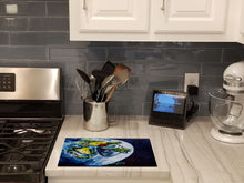 Load image into Gallery viewer, Oyster Plate Glass Cutting Boards – Durable, Decorative Kitchen Art