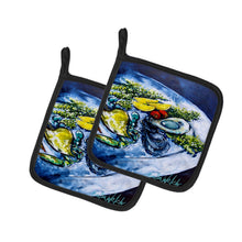 Load image into Gallery viewer, Oyster Plate Pot Holders - Set of 2 Decorative Kitchen Helpers | Made in the USA