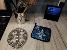 Load image into Gallery viewer, Raining Stars Pot Holders - Set of 2 Decorative Kitchen Helpers | Made in the USA