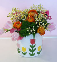 Load image into Gallery viewer, Tulip Fever Ice Bucket Style Vase