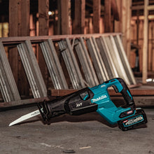 Load image into Gallery viewer, Makita GRJ02M1 40V max XGT® Brushless Cordless AVT® Orbital Recipro Saw Kit (4.0Ah)