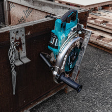 Load image into Gallery viewer, Makita GSR02M1 40V max XGT® Brushless Cordless Rear Handle 10‑1/4" Circular Saw Kit, AWS® Capable (4.0Ah)