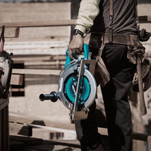 Load image into Gallery viewer, Makita GSR02M1 40V max XGT® Brushless Cordless Rear Handle 10‑1/4" Circular Saw Kit, AWS® Capable (4.0Ah)