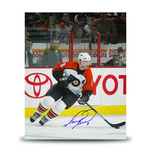 Load image into Gallery viewer, Mark Recchi in Action Philadelphia Flyers Autographed 16" x 20" Hockey Photo