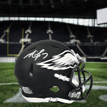 Load image into Gallery viewer, Michael Vick Philadelphia Eagles Autographed Alternate Black Speed Mini-Helmet