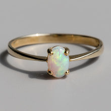Load image into Gallery viewer, Minimalist Oval Shaped Australian Solid Opal Ring 14K Yellow Gold