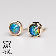 Load image into Gallery viewer, Minimalist Round Shaped Australian Triplet Opal Stud Earrings 14K Yellow Gold