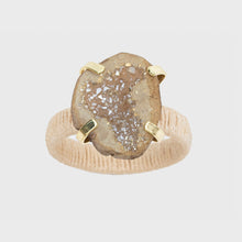 Load image into Gallery viewer, Rustic druzy napkin rings, natural, set of four