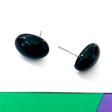 Load image into Gallery viewer, Black  Oval Lucite Stud Earrings