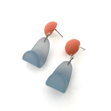 Load image into Gallery viewer, Petal Drop Earrings