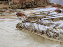 Load image into Gallery viewer, DaDa Bedding Country Rustic Camo Earthy Floral Sandy Beige Green Comforter Set (BM6118L-1)
