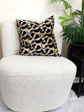 Load image into Gallery viewer, Tache 18 X 18 Inch Geometric Eternal Eclipse Throw Pillow Cover (YLGP-02)