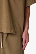Load image into Gallery viewer, Paneled Hidden Pocket Tee - Washed Earth