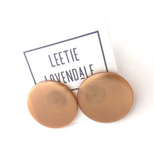 Load image into Gallery viewer, Metallic Copper Disc Stud Earrings