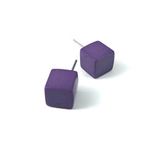 Load image into Gallery viewer, Lavender Purple Midi Cube Stud Earrings