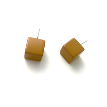 Load image into Gallery viewer, Coffee Brown Jumbo Cube Stud Earrings