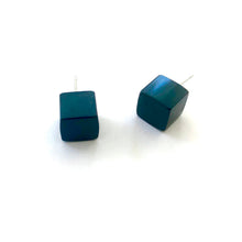 Load image into Gallery viewer, Evergreen Midi Cube Stud Earrings