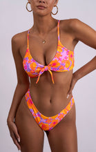 Load image into Gallery viewer, Hibiscus Crete Top