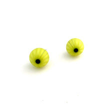Load image into Gallery viewer, Yellow Daisy Flower Ball Stud Earrings