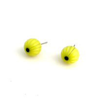Load image into Gallery viewer, Yellow Daisy Flower Ball Stud Earrings