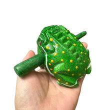 Load image into Gallery viewer, 3" Medium Green Leaf Musical Percussion Frog