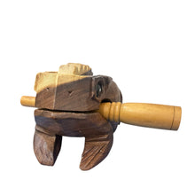 Load image into Gallery viewer, Natural wooden frog