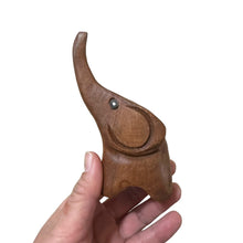Load image into Gallery viewer, Dark Wood Chai Yo Elephant