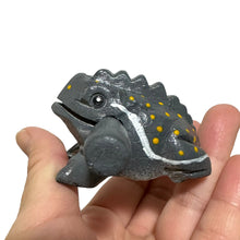 Load image into Gallery viewer, 1.5" Wooden Musical Frog - Gray Design (Percussion Instrument)