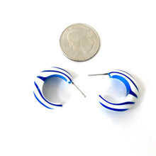 Load image into Gallery viewer, Sapphire Blue and White Stripe Bulb Agate Hoop Earrings
