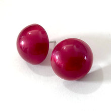 Load image into Gallery viewer, Cranberry Aura Glow Retro Button Studs