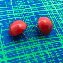 Load image into Gallery viewer, Brick Red Retro Button Studs Lucite Earrings